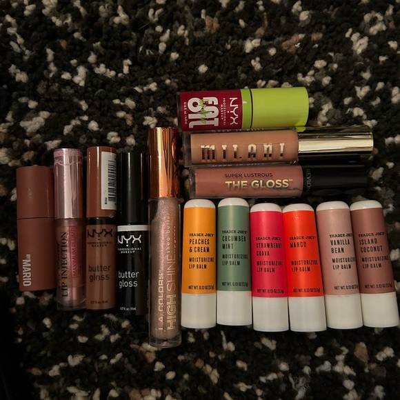 HUGE makeup bundle - Picture 2 of 15
